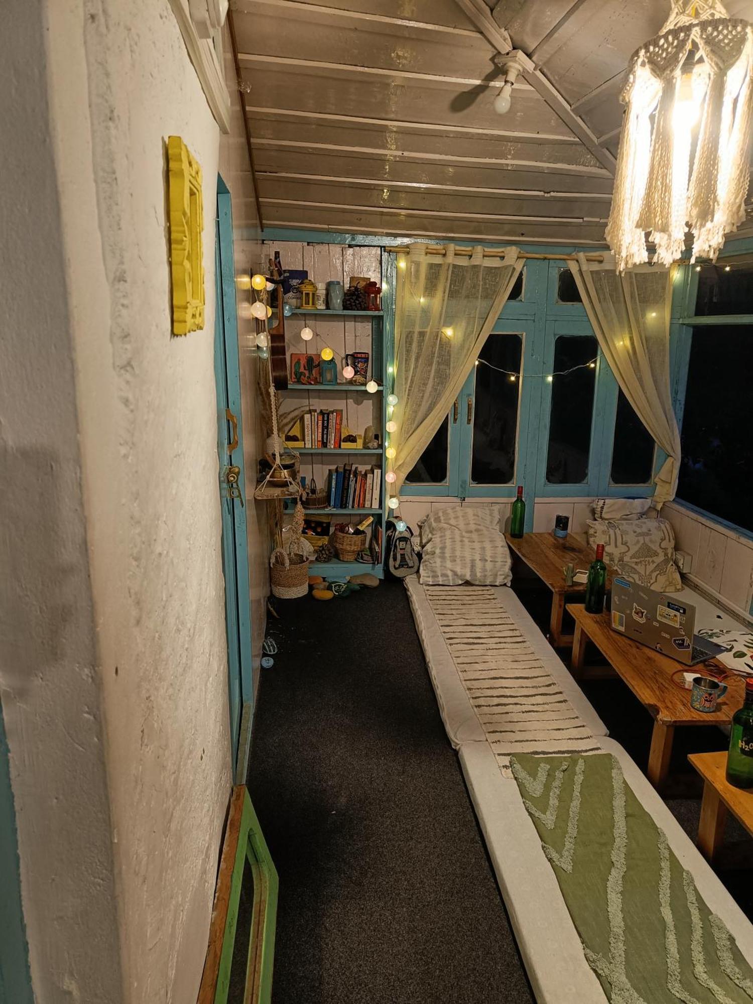 The Nook, Sainj Hostel Ngoại thất bức ảnh